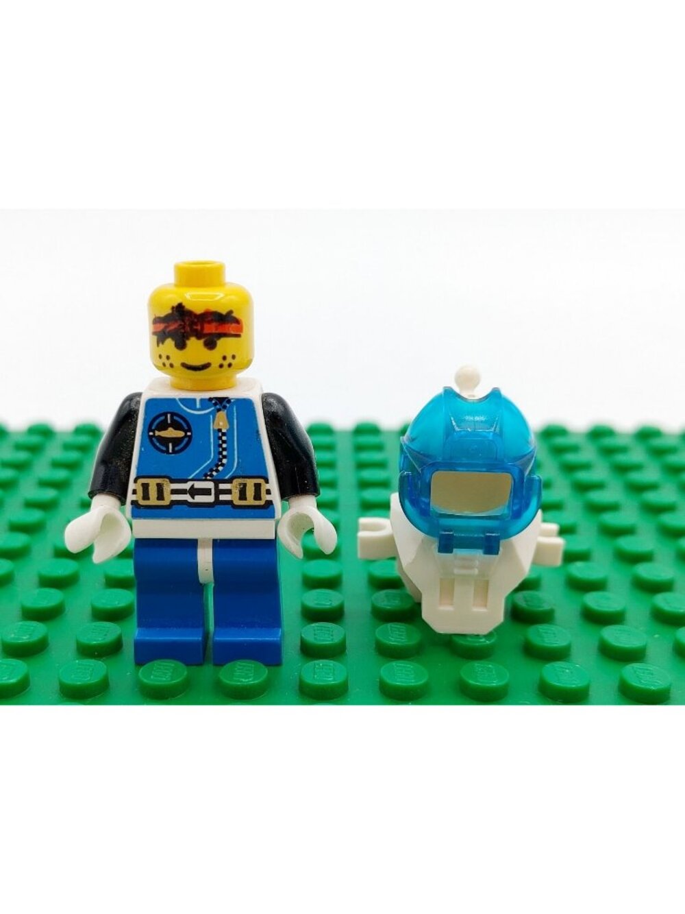 Genuine Lego Aquanaut 1 Minifigure Aquazone from 6195 -aqu001 incomplete